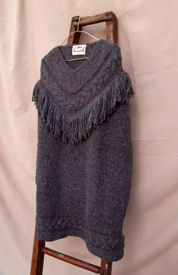 Poncho Purmamarca Dark Grey 5b