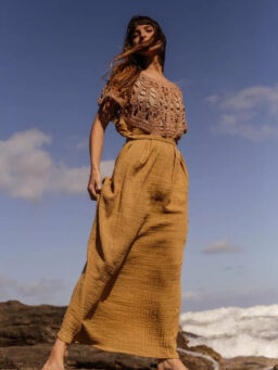 Robe Pucara camel Lo Mark + Farra